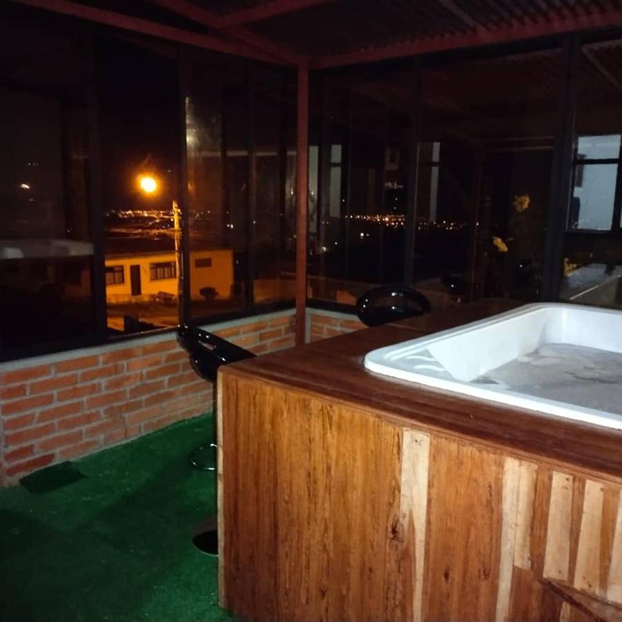 Hostal Spa Casa De Piedra Con Jacuzzi サンタ・ロサ・デ・カバル エクステリア 写真
