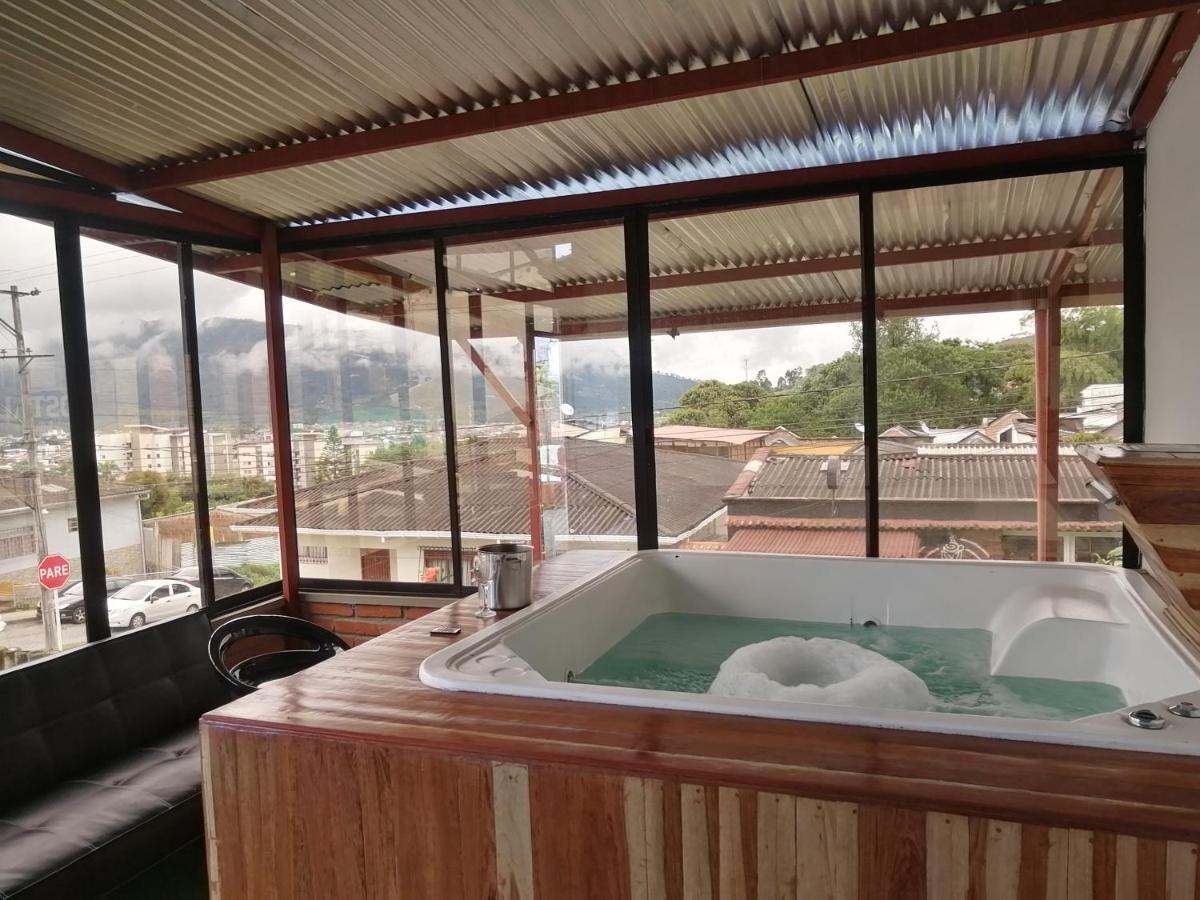 Hostal Spa Casa De Piedra Con Jacuzzi サンタ・ロサ・デ・カバル エクステリア 写真