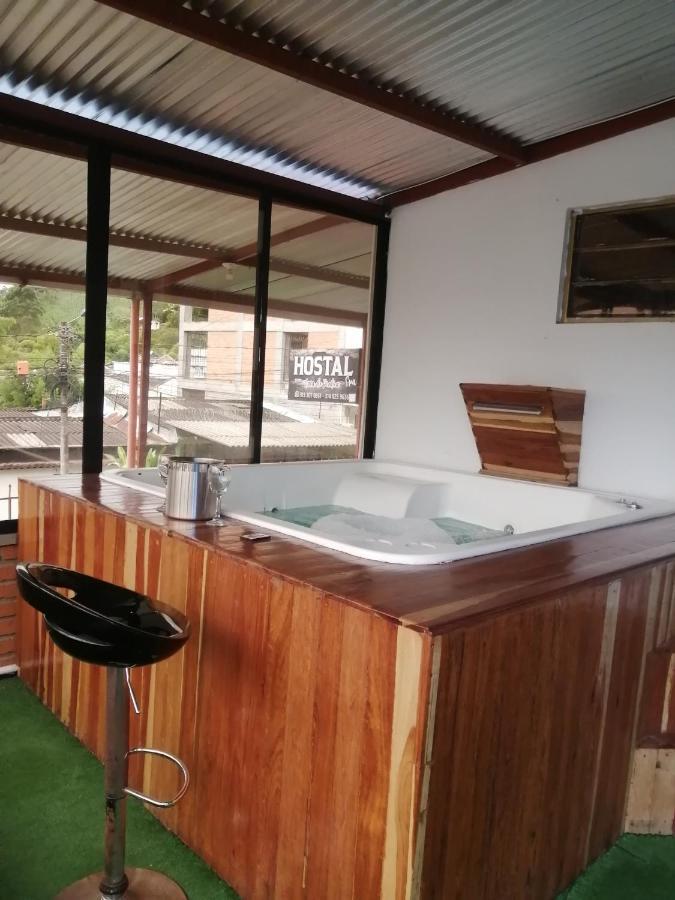 Hostal Spa Casa De Piedra Con Jacuzzi サンタ・ロサ・デ・カバル エクステリア 写真